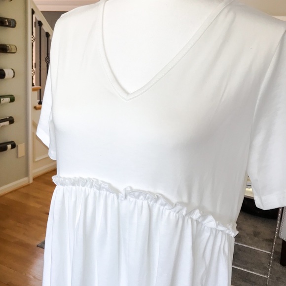 ‘Anytime’ White Ruffled Babydoll V-Neck Tee - Picture 4 of 5